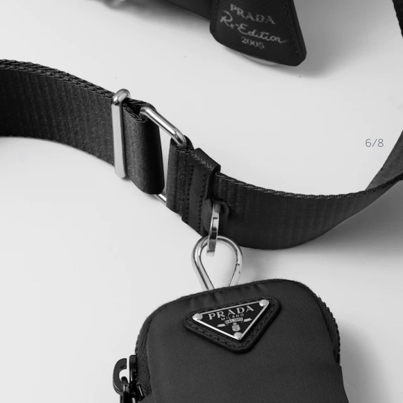 Authentic Prada Re-Edition 2005 Re-Nylon Bag - Picture 8 of 11